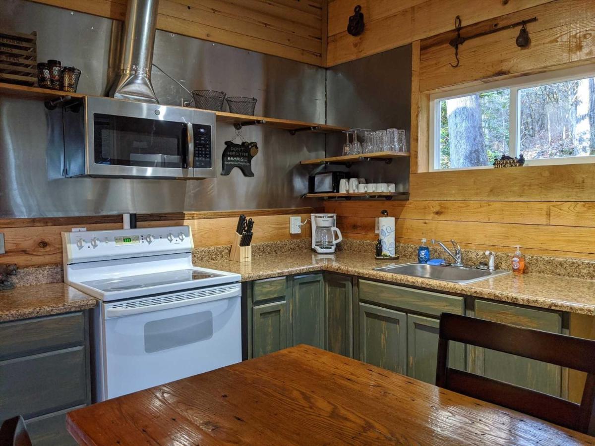 Deep Creek Hideaway Cabin Bryson City Exterior photo